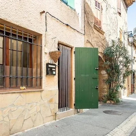 Charmante Maison De Village Provencale Regusse Exterior photo