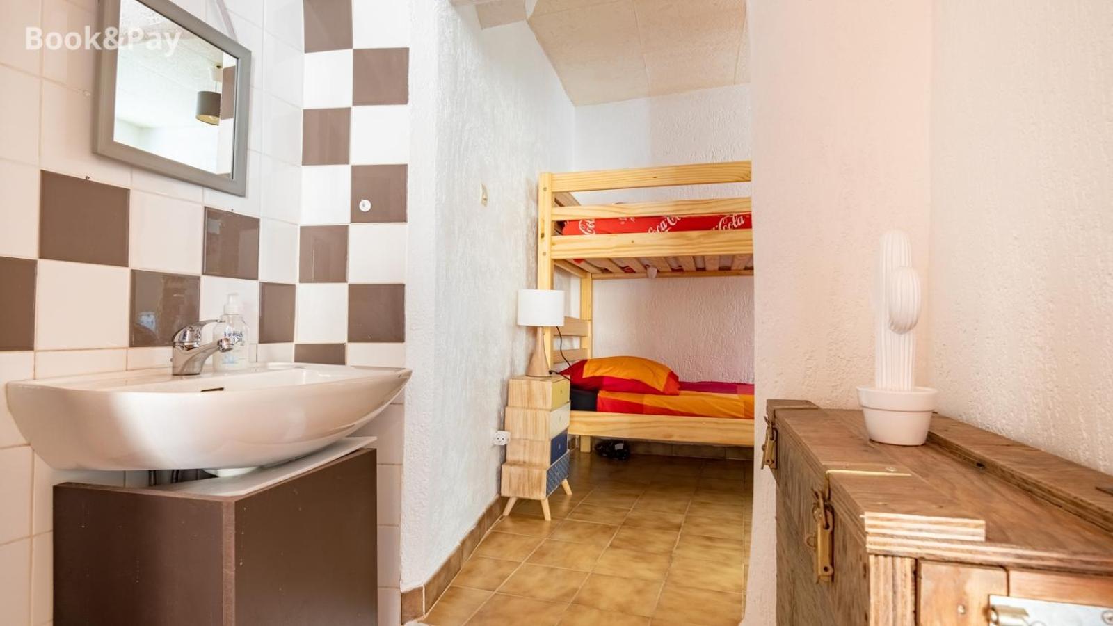 Charmante Maison De Village Provencale Holiday home Regusse